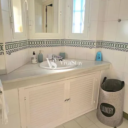 Sea View Townhouse, Pool, Bbq & Workspace - Magnolia Дом отдыха
