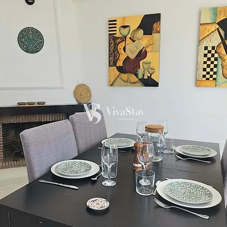 Дом отдыха Torremolinos Sea View Townhouse, Pool, Bbq & Workspace - Magnolia Properties Торремолинос