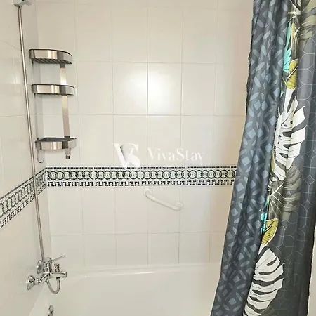Sea View Townhouse, Pool, Bbq & Workspace - Magnolia *