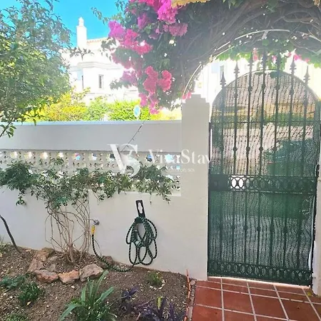Sea View Townhouse, Pool, Bbq & Workspace - Magnolia Торремолинос