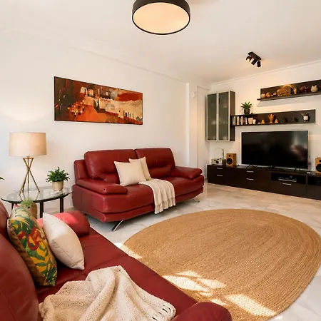 Sea View Townhouse, Pool, Bbq & Workspace - Magnolia Vakantiehuis *