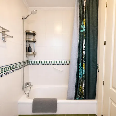 Sea View Townhouse, Pool, Bbq & Workspace - Magnolia Дом отдыха Торремолинос