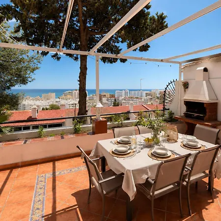Дом отдыха Sea View Townhouse, Pool, Bbq & Workspace - Magnolia *