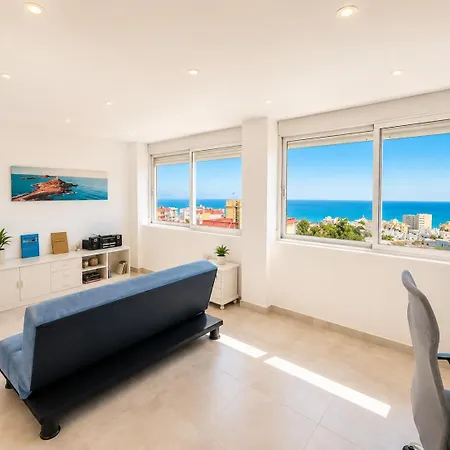Sea View Townhouse, Pool, Bbq & Workspace - Magnolia Дом отдыха Торремолинос