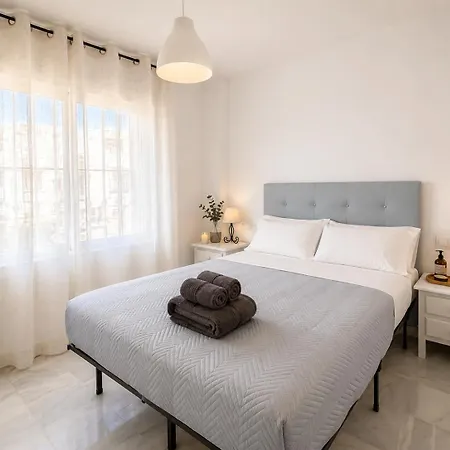 Sea View Townhouse, Pool, Bbq & Workspace - Magnolia Дом отдыха Торремолинос