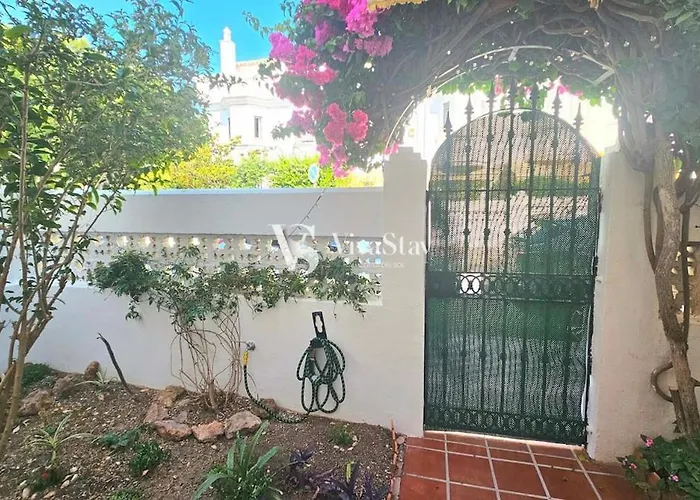 Torremolinos Sea View Townhouse, Pool, Bbq & Workspace - Magnolia Properties Torremolinos